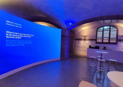 Curved LED screens AVL OCTO tecnología